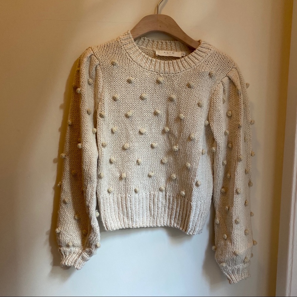 ASTR 3d Polkadot Tan Sweater ⭐️